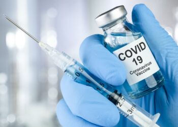 Covid-19: Brasil começa a vacinar com bivalente da Pfizer em 27 de fevereiro
