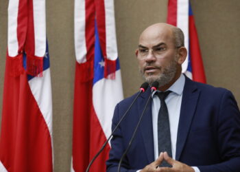 Deputado Cabo Maciel assume Comissão de Educação da Aleam