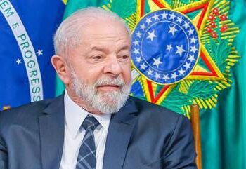 Lula vai almoçar neste sábado com Celso Sabino, cotado para assumir o Ministério do Turismo