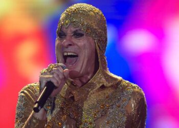 Ney Matogrosso confirma show em Manaus com o espetáculo ‘Bloco de Rua’