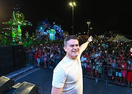 Prefeito David Almeida celebra 1 ano do Parque Gigantes da Floresta com 30 mil pessoas e 12 toneladas de alimentos arrecadados
